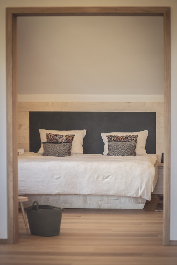 Schlafzimmer mit dem Prowave Air Premium Schlafsystem in Kingsize